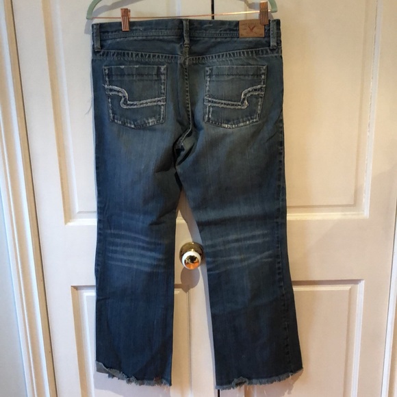 American Eagle Distressed Jeans - Picture 2 of 3